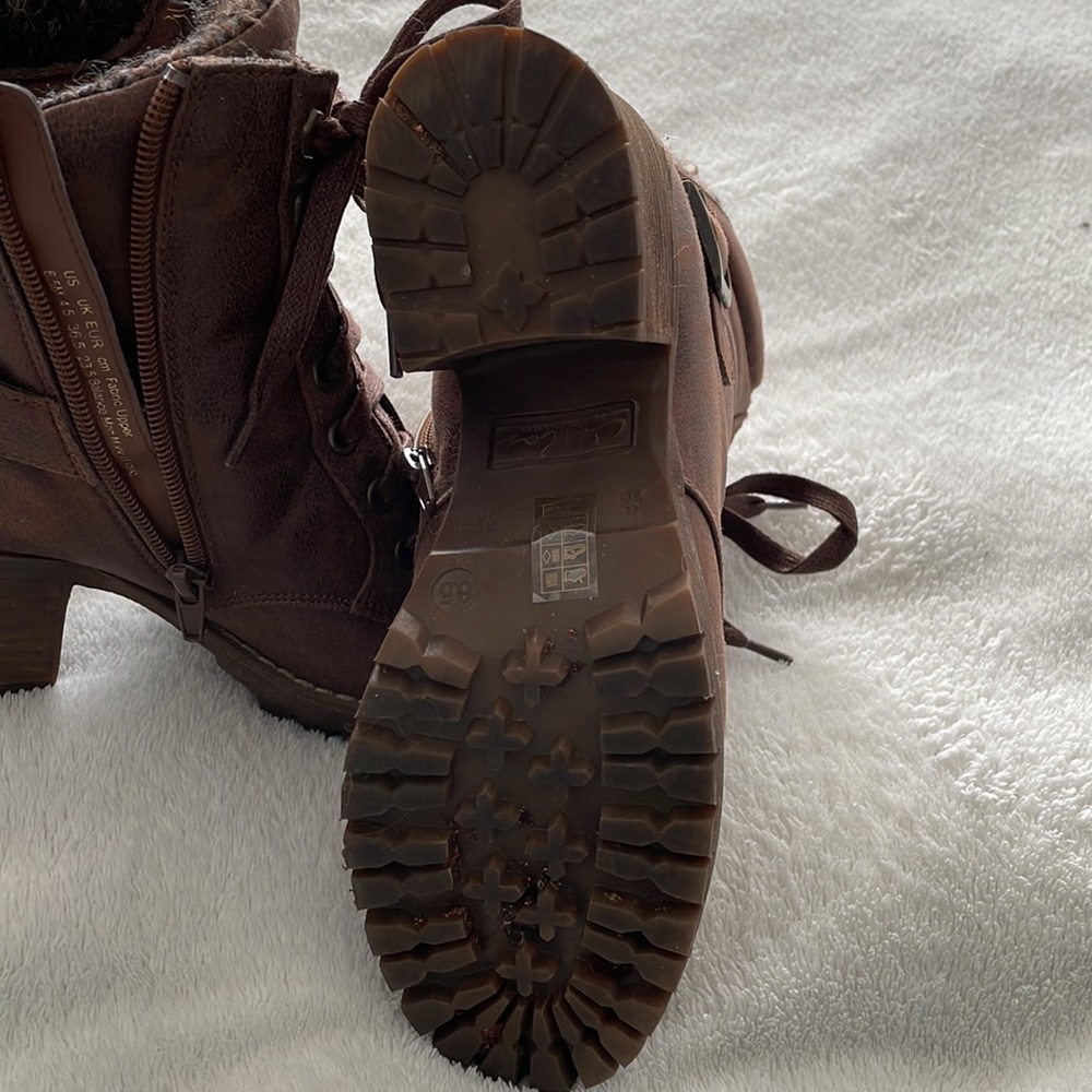 Booties - Picture 6 of 6